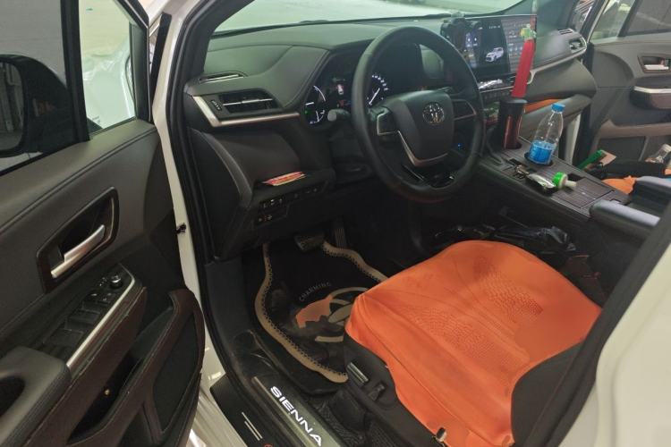 Used Toyota SIENNA 2024 2.5L Hybrid Four-Wheel Drive Prestige Edition Driver Seat