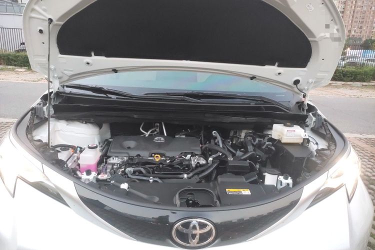 Used Toyota SIENNA 2024 2.5L Hybrid Luxury Edition Engine Bay