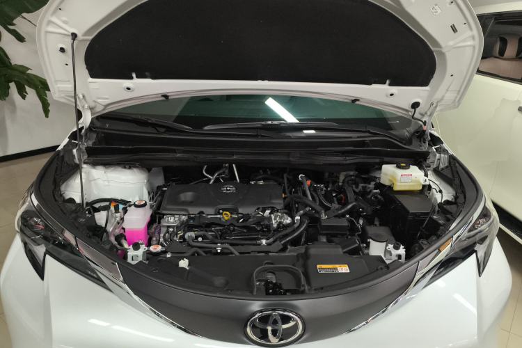 Used Toyota SIENNA 2024 2.5L Hybrid Comfort Edition Engine Bay