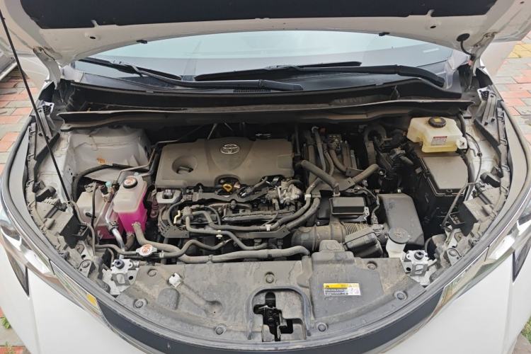 Used Toyota SIENNA 2024 2.5L Hybrid Comfort Edition Engine Bay