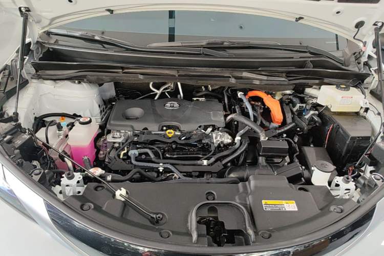 Used Toyota SIENNA 2024 2.5L Hybrid Four-Wheel Drive Luxury Edition Engine Bay