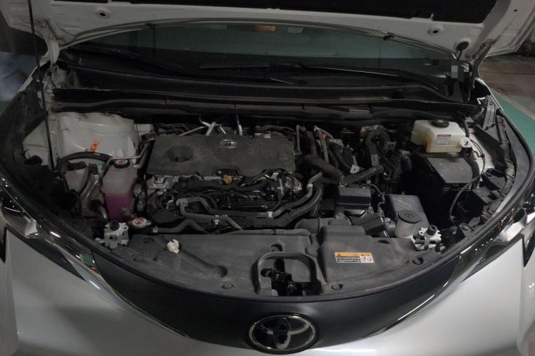 Used Toyota SIENNA 2024 2.5L Hybrid Comfort Edition Engine Bay