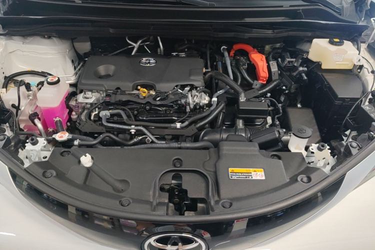 Used Toyota SIENNA 2024 2.5L Hybrid Four-Wheel Drive Prestige Edition Engine Bay