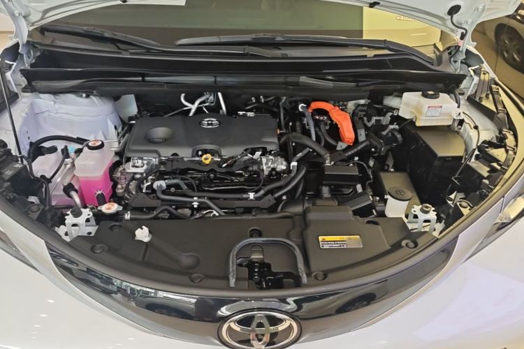 Used Toyota SIENNA 2024 2.5L Hybrid Four-Wheel Drive Prestige Edition Engine Bay