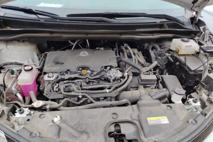 Used Toyota SIENNA 2024 2.5L Hybrid Comfort Edition Engine Bay