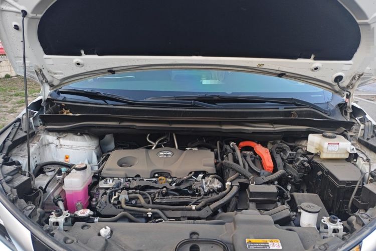 Used Toyota SIENNA 2024 2.5L Hybrid Four-Wheel Drive Luxury Edition Engine Bay