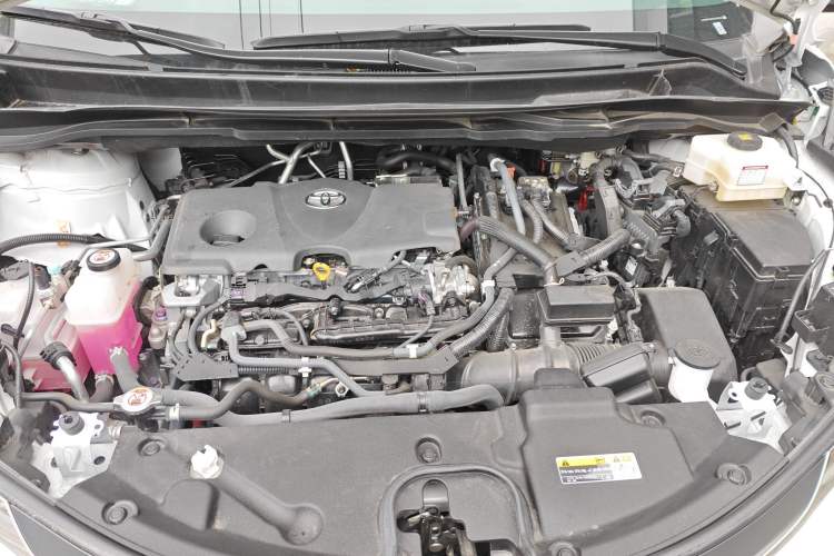 Used Toyota SIENNA 2024 2.5L Hybrid Comfort Edition Engine Bay
