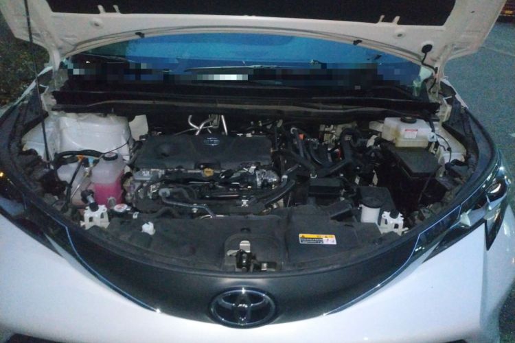 Used Toyota SIENNA 2024 2.5L Hybrid Comfort Edition Engine Bay