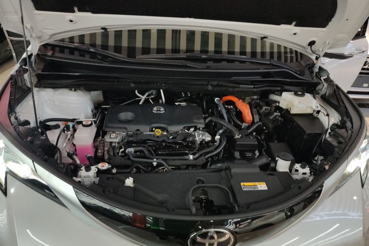 Used Toyota SIENNA 2024 2.5L Hybrid Four-Wheel Drive Prestige Edition Engine Bay