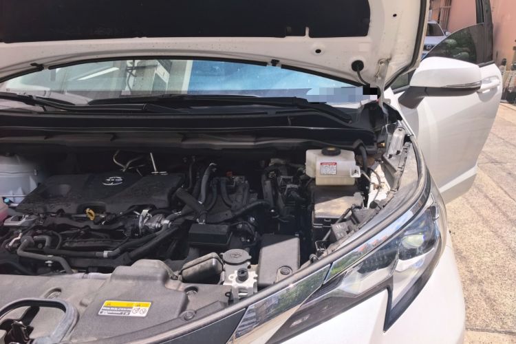 Used Toyota SIENNA 2024 2.5L Hybrid Comfort Edition Engine Bay Left