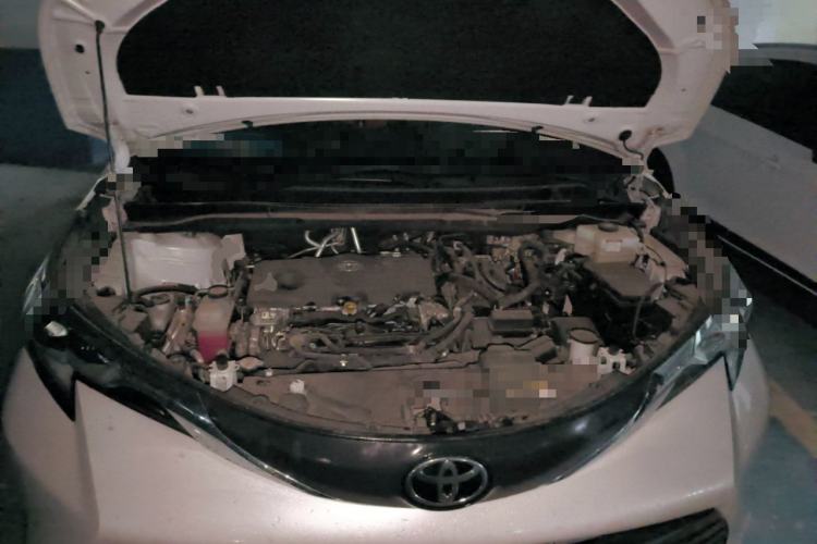 Used Toyota SIENNA 2024 2.5L Hybrid Comfort Edition Engine Bay