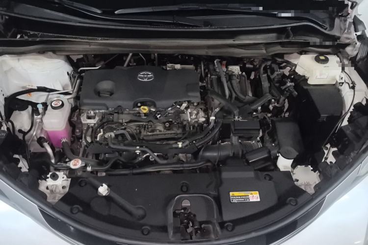 Used Toyota SIENNA 2024 2.5L Hybrid Luxury Edition Engine Bay