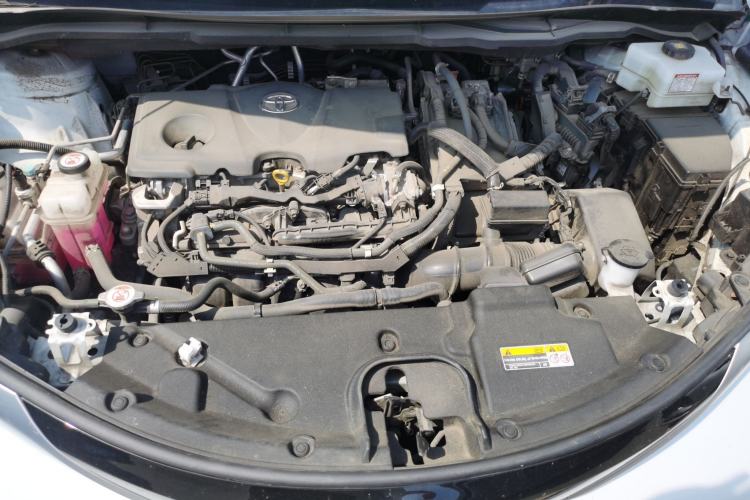 Used Toyota SIENNA 2024 2.5L Hybrid Luxury Edition Engine Bay