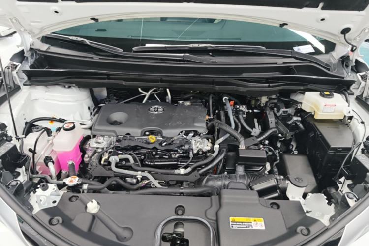 Used Toyota SIENNA 2024 2.5L Hybrid Luxury Edition Engine Bay