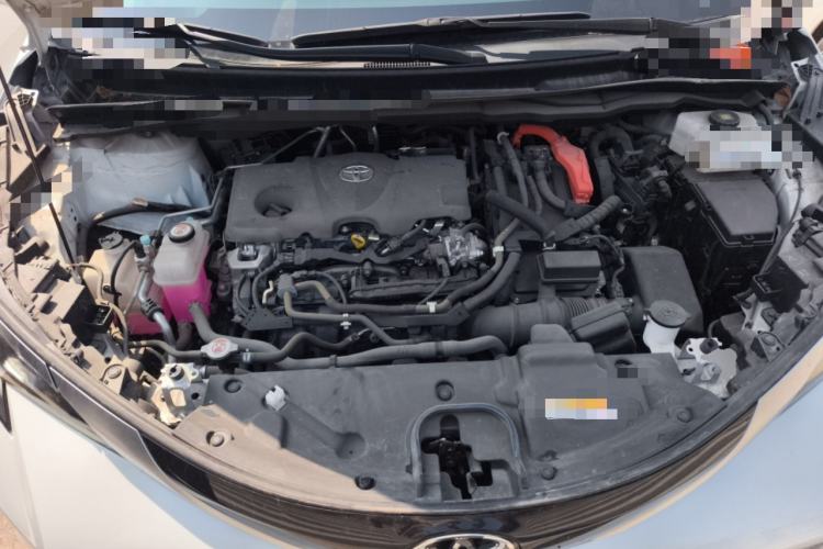 Used Toyota SIENNA 2024 2.5L Hybrid Four-Wheel Drive Prestige Edition Engine Bay