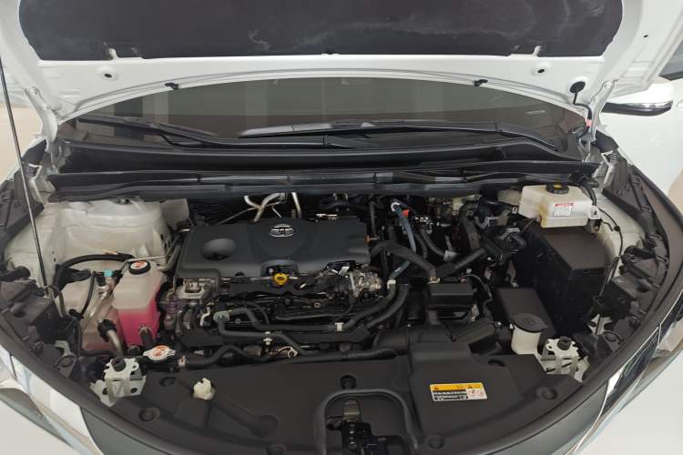 Used Toyota SIENNA 2024 2.5L Hybrid Comfort Edition Engine Bay