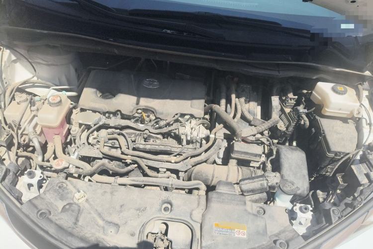 Used Toyota SIENNA 2024 2.5L Hybrid Comfort Edition Engine Bay
