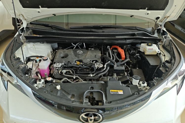 Used Toyota SIENNA 2024 2.5L Hybrid Four-Wheel Drive Prestige Edition Engine Bay