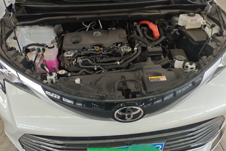 Used Toyota SIENNA 2024 2.5L Hybrid Four-Wheel Drive Prestige Edition Engine Bay
