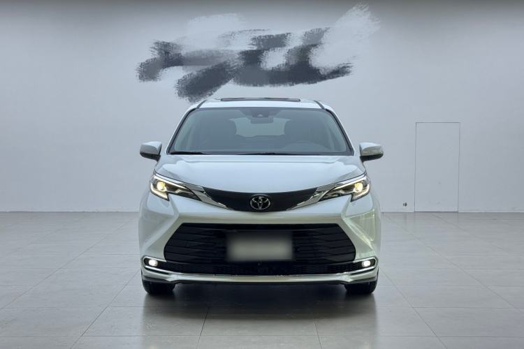 Used Toyota SIENNA 2024 2.5L Hybrid Comfort Edition Exterior 1