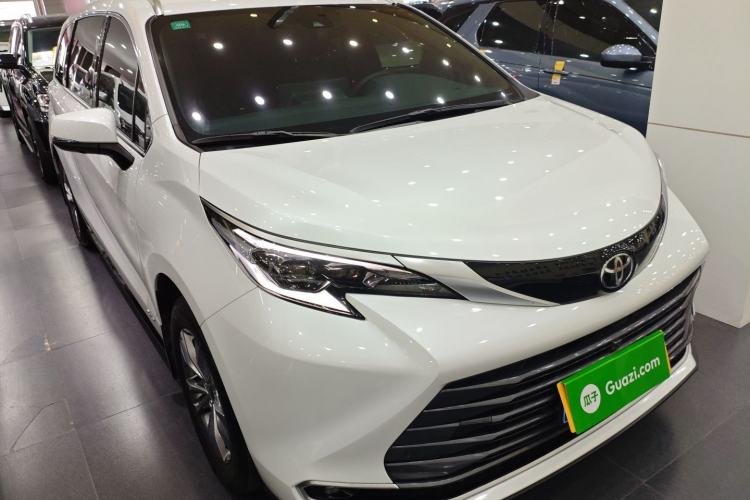 Used Toyota SIENNA 2024 2.5L Hybrid Four-Wheel Drive Prestige Edition Exterior 1