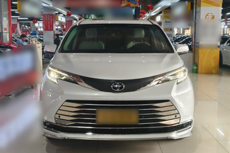 Used Toyota SIENNA 2024 2.5L Hybrid Comfort Edition Exterior 1