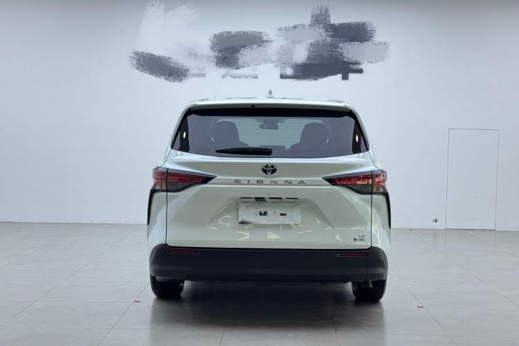 Used Toyota SIENNA 2024 2.5L Hybrid Comfort Edition Exterior 2