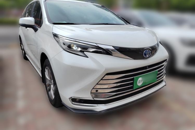 Used Toyota SIENNA 2024 2.5L Hybrid Comfort Edition Exterior 2