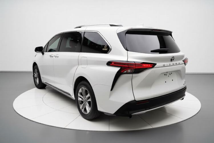 Used Toyota SIENNA 2024 2.5L Hybrid Four-Wheel Drive Prestige Edition Exterior 2