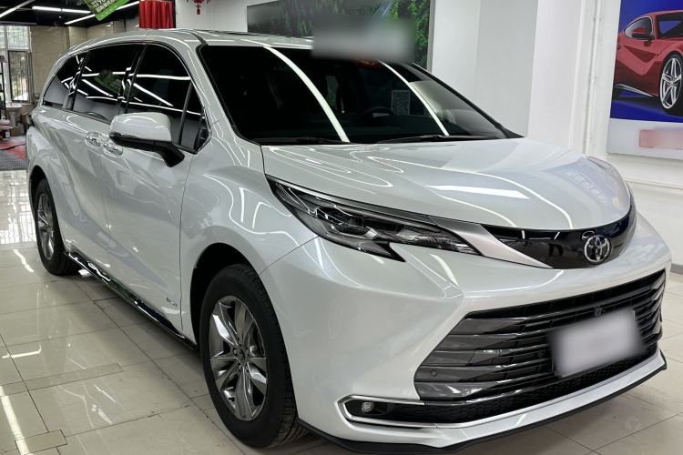 Used Toyota SIENNA 2024 2.5L Hybrid Four-Wheel Drive Prestige Edition Exterior 2
