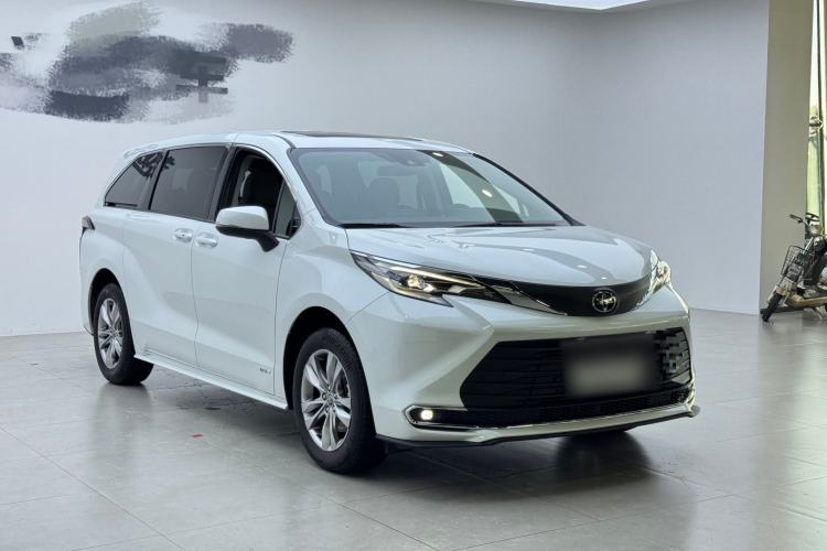 Used Toyota SIENNA 2024 2.5L Hybrid Comfort Edition Exterior 3