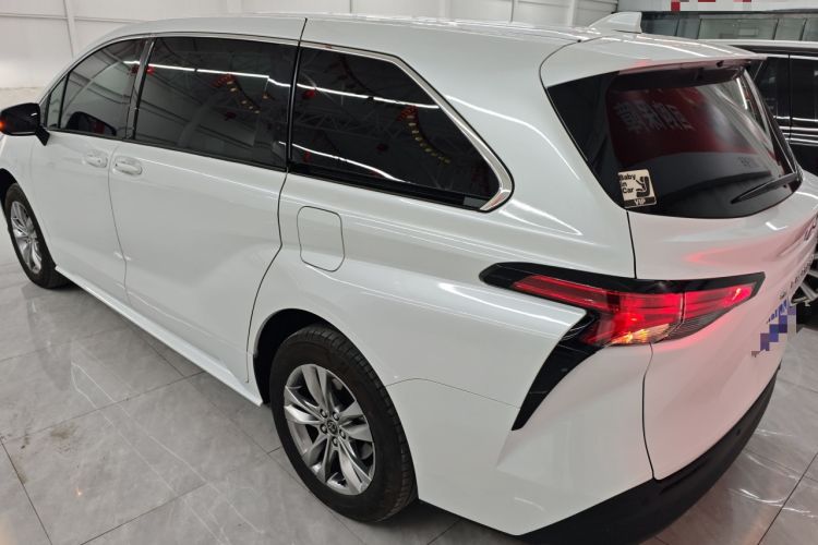 Used Toyota SIENNA 2024 2.5L Hybrid Comfort Edition Exterior 3