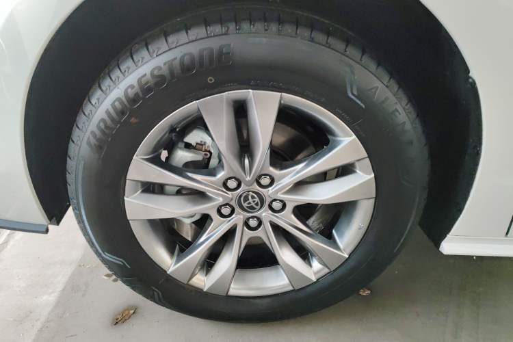 Used Toyota SIENNA 2024 2.5L Hybrid Comfort Edition Exterior 3