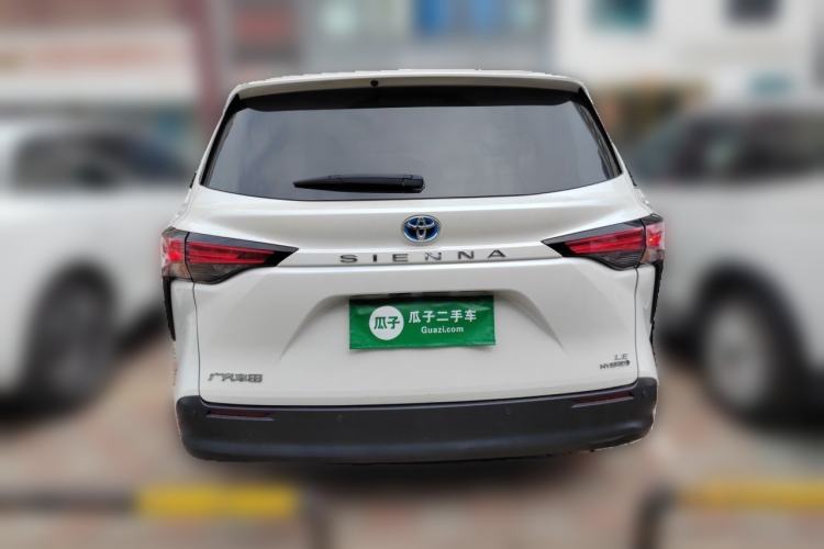 Used Toyota SIENNA 2024 2.5L Hybrid Comfort Edition Exterior 4