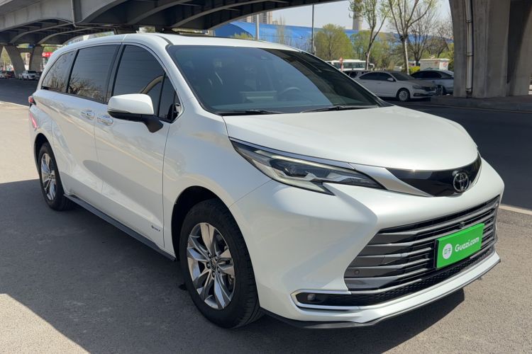 Used Toyota SIENNA 2024 2.5L Hybrid Four-Wheel Drive Prestige Edition Exterior 6