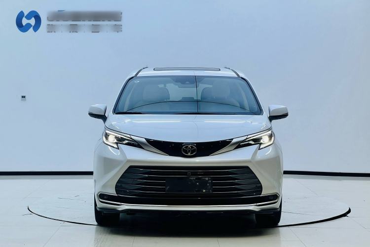 Used Toyota SIENNA 2024 2.5L Hybrid Ultimate Edition Exterior 6