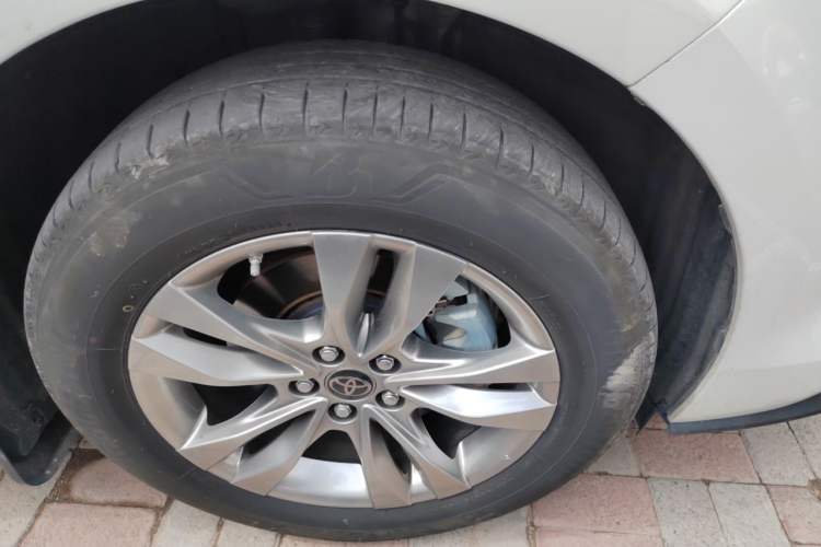 Used Toyota SIENNA 2024 2.5L Hybrid Comfort Edition Exterior 7