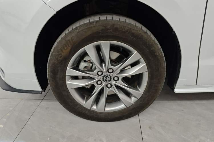Used Toyota SIENNA 2024 2.5L Hybrid Comfort Edition Exterior 7