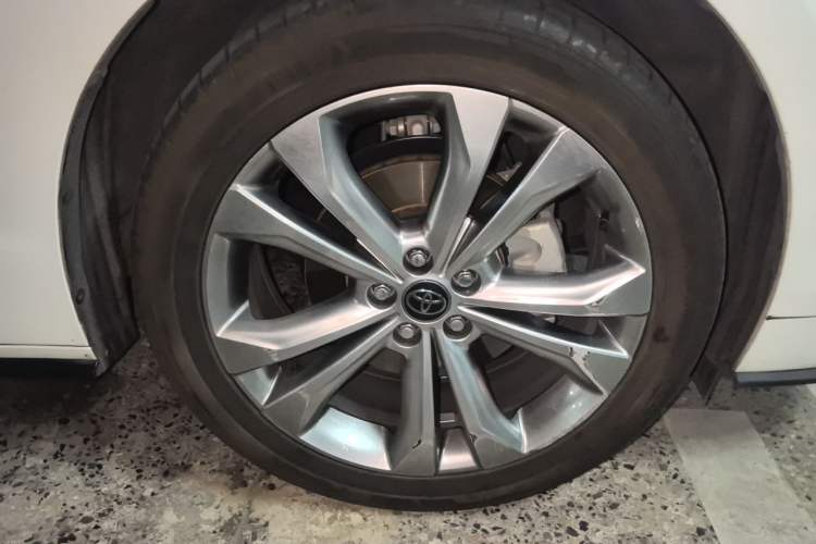 Used Toyota SIENNA 2024 2.5L Hybrid Luxury Edition Exterior 7