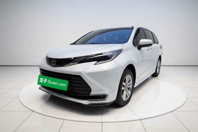 Used Toyota SIENNA 2024 2.5L Hybrid Comfort Edition