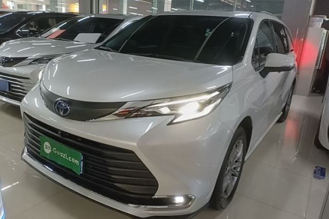 Toyota SIENNA 2024 2.5L Hybrid Comfort Edition d’occasion