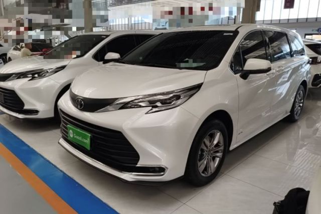 Used Toyota SIENNA 2024 2.5L Hybrid Comfort Edition