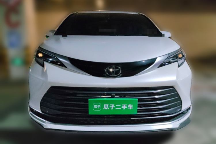 Used Toyota SIENNA 2024 2.5L Hybrid Four-Wheel Drive Prestige Edition Front