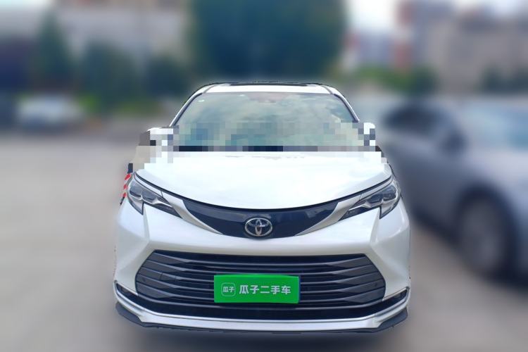 Used Toyota SIENNA 2024 2.5L Hybrid Four-Wheel Drive Luxury Edition Front