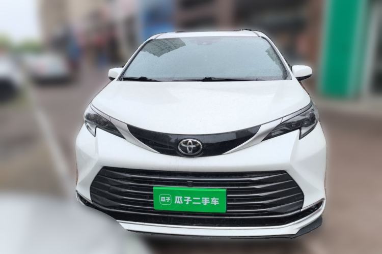 Used Toyota SIENNA 2024 2.5L Hybrid Four-Wheel Drive Prestige Edition Front