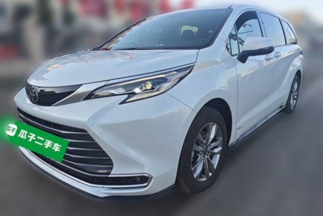 Used Toyota SIENNA 2024 2.5L Hybrid Four-Wheel Drive Luxury Edition