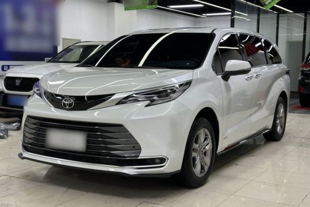 Used Toyota SIENNA 2024 2.5L Hybrid Four-Wheel Drive Luxury Edition