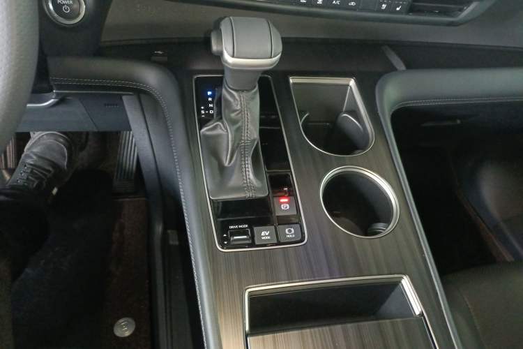 Used Toyota SIENNA 2024 2.5L Hybrid Four-Wheel Drive Prestige Edition Gear Lever