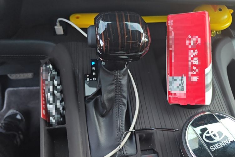 Used Toyota SIENNA 2024 2.5L Hybrid Four-Wheel Drive Luxury Edition Gear Lever