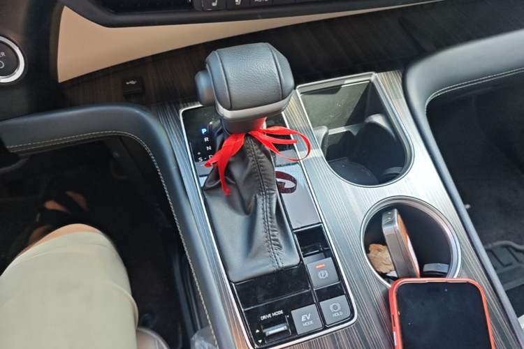 Used Toyota SIENNA 2024 2.5L Hybrid Four-Wheel Drive Prestige Edition Gear Lever